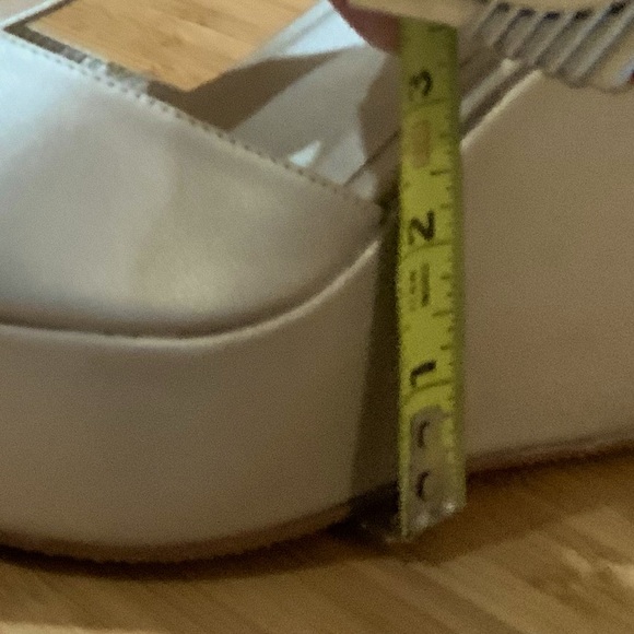 NWOT  subtle shimmer platforms - Picture 15 of 15